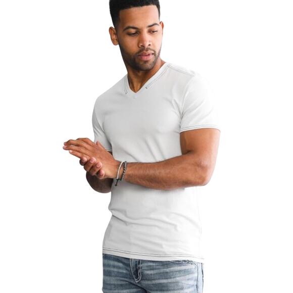 Buckle Black Men's White Tee with Black and Gray Contrast Stitch, Size Large - Picture 1 of 7